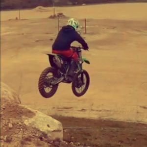 Meet your Posher, Joshua